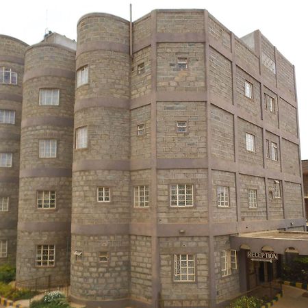 Nanyuki Simba Lodge Екстериор снимка